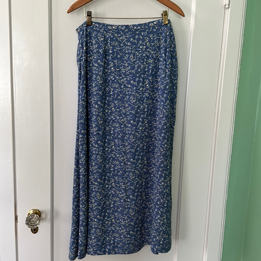 LL Bean midi skirt with elastic waist. NWT